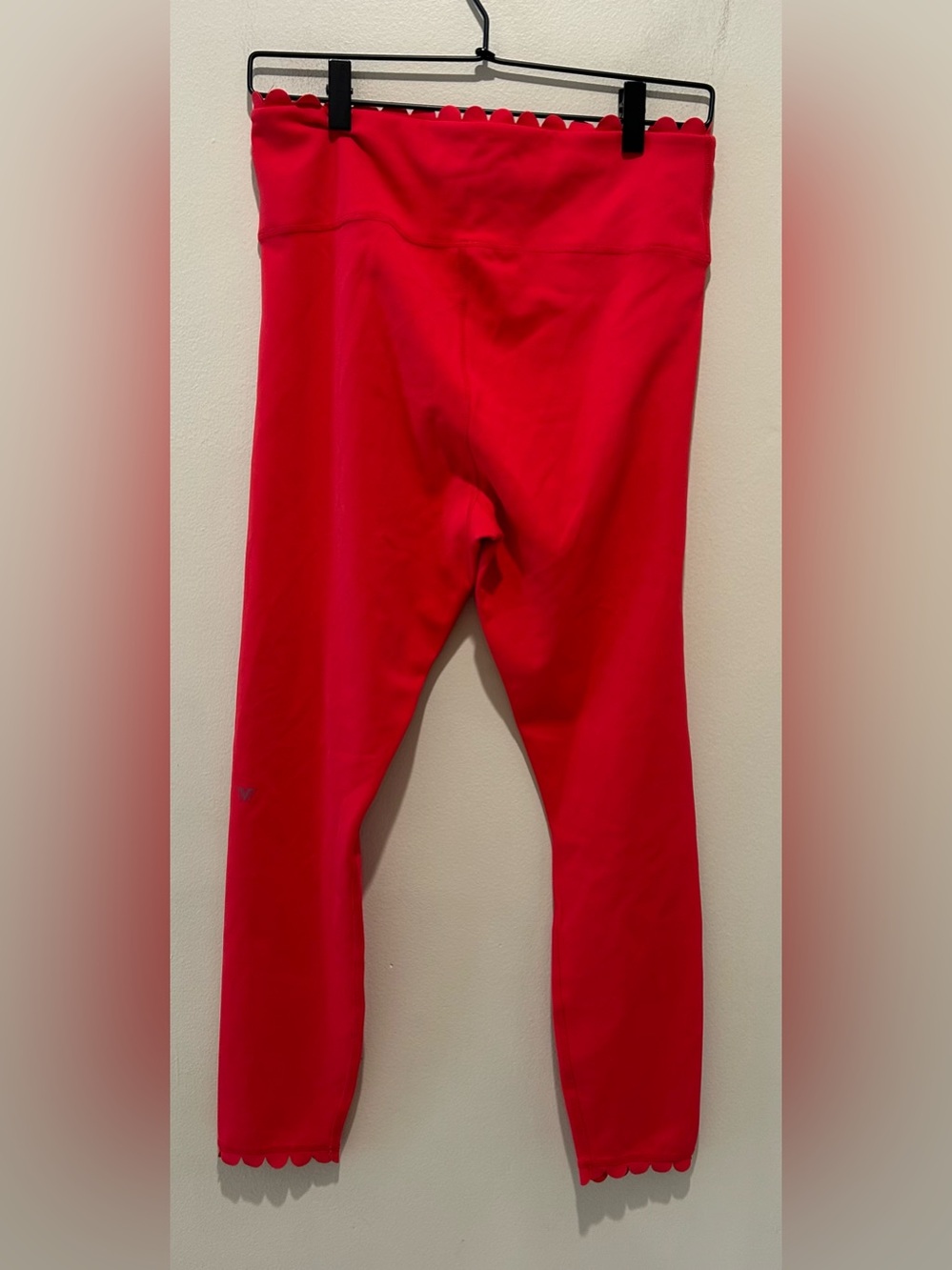 IVL Collective Dark Hot Pink Scallop Edges Leggings Pants - Women’s Size 10 - Picture 2 of 7